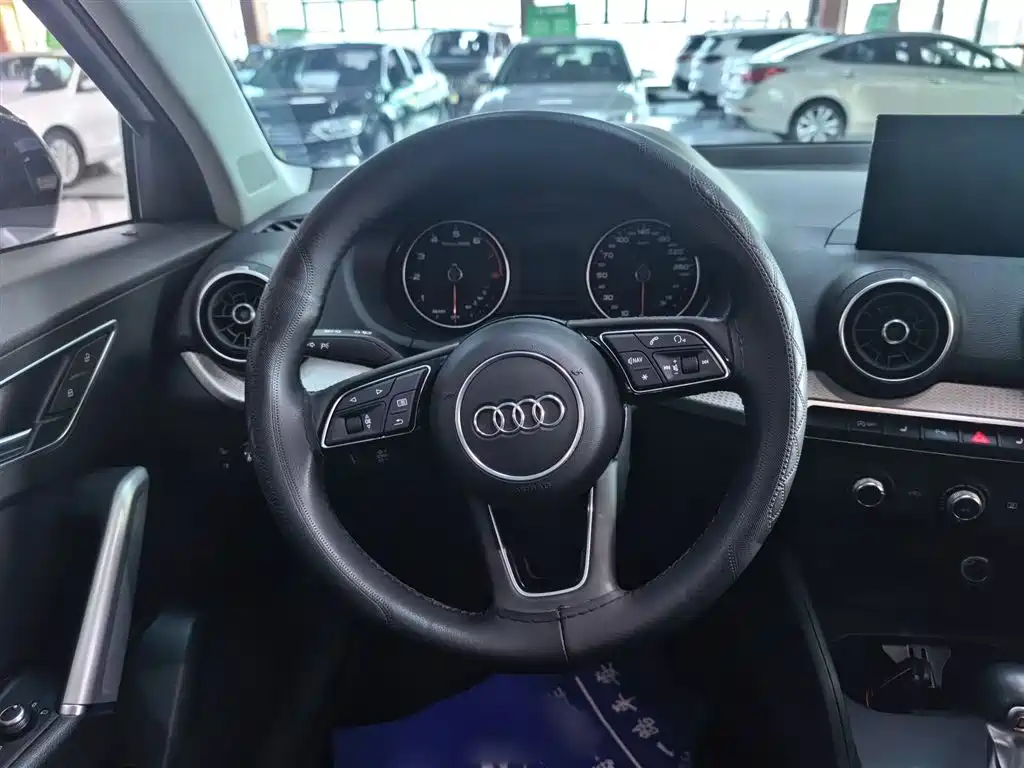 Audi Q2L 2021 35 TFSI Progressive Dynamic фото 4