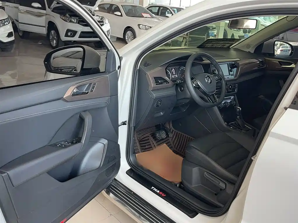 Volkswagen Tharu 2019 280TSI 2WD Comfort Edition China VI фото 8