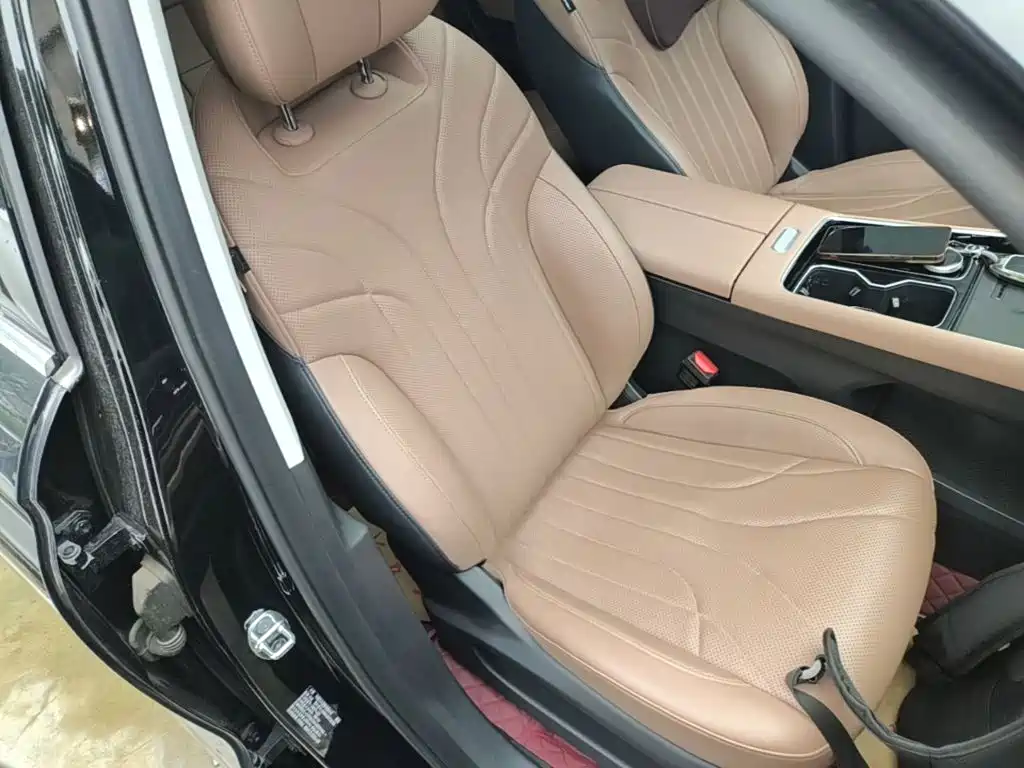 Chery Tiggo 8L 2024 2024 Model 2.0T 2WD Luxury 5-Seater