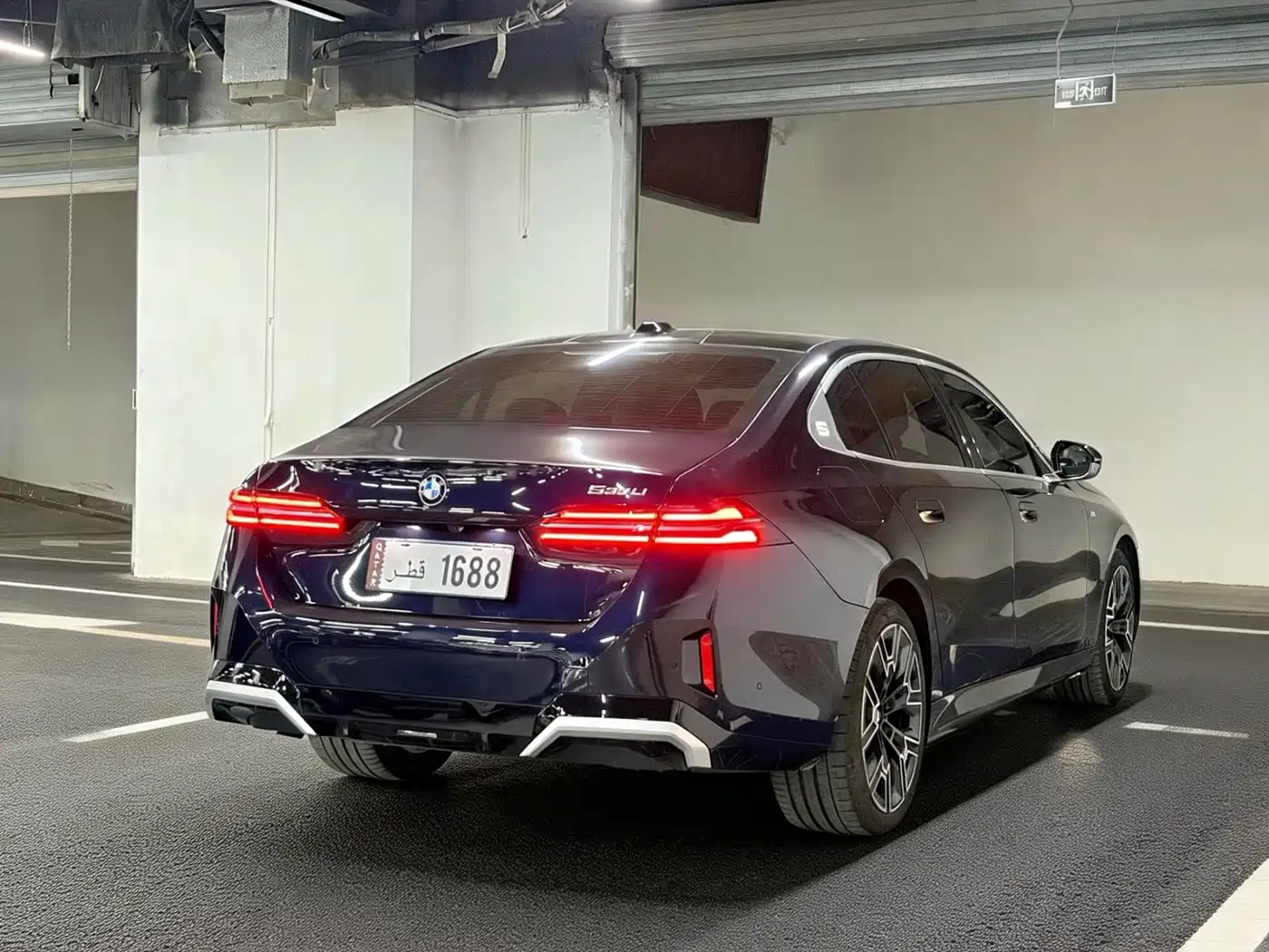 BMW 5 Series 2024 530Li Premium M Sport Package фото 7
