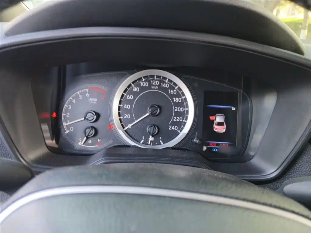 Toyota Levin 2022 185T CVT Sport Edition фото 4