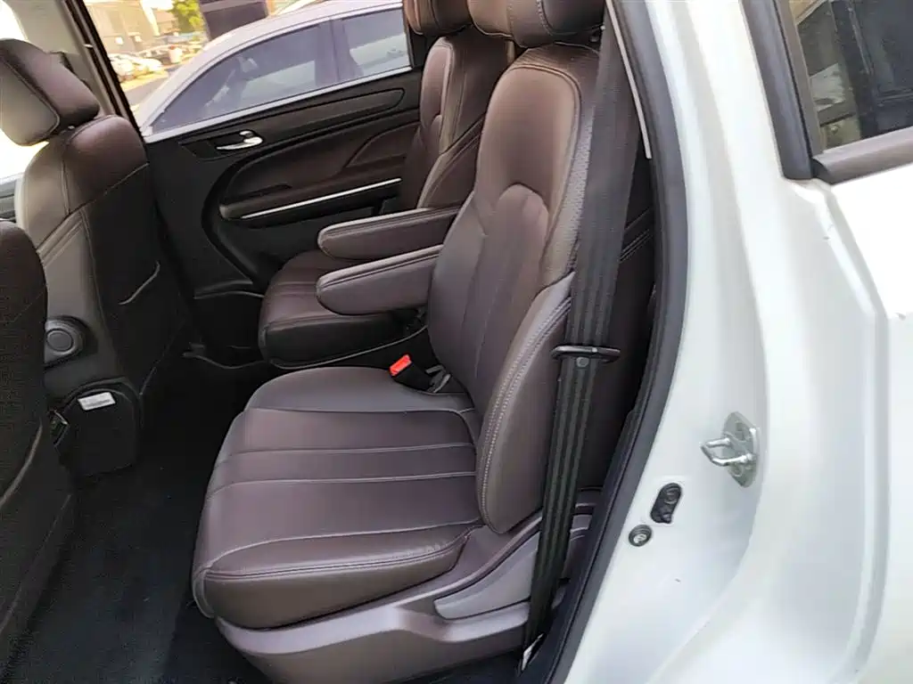 GAC Trumpchi Trumpchi M6 2019 270T DCT Premium Edition (7-seater) (China VI) фото 24