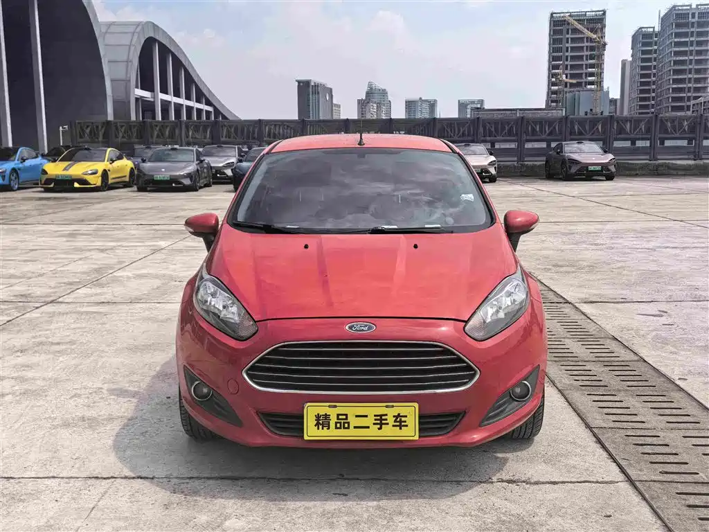 صورة 2 - Ford Fiesta