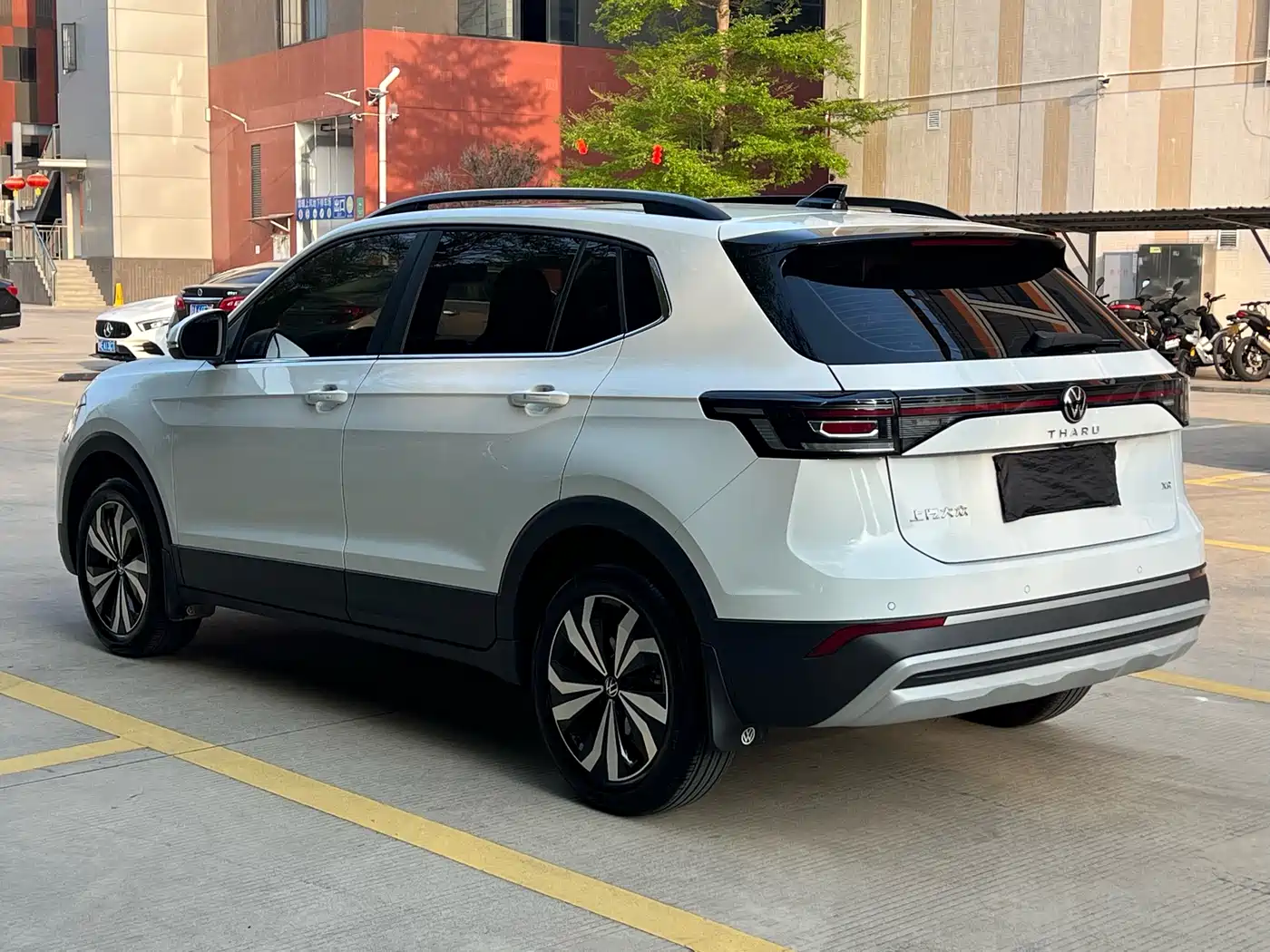 Volkswagen Tharu 2025 2025 Model Rising Star 300TSI Aspiration Edition