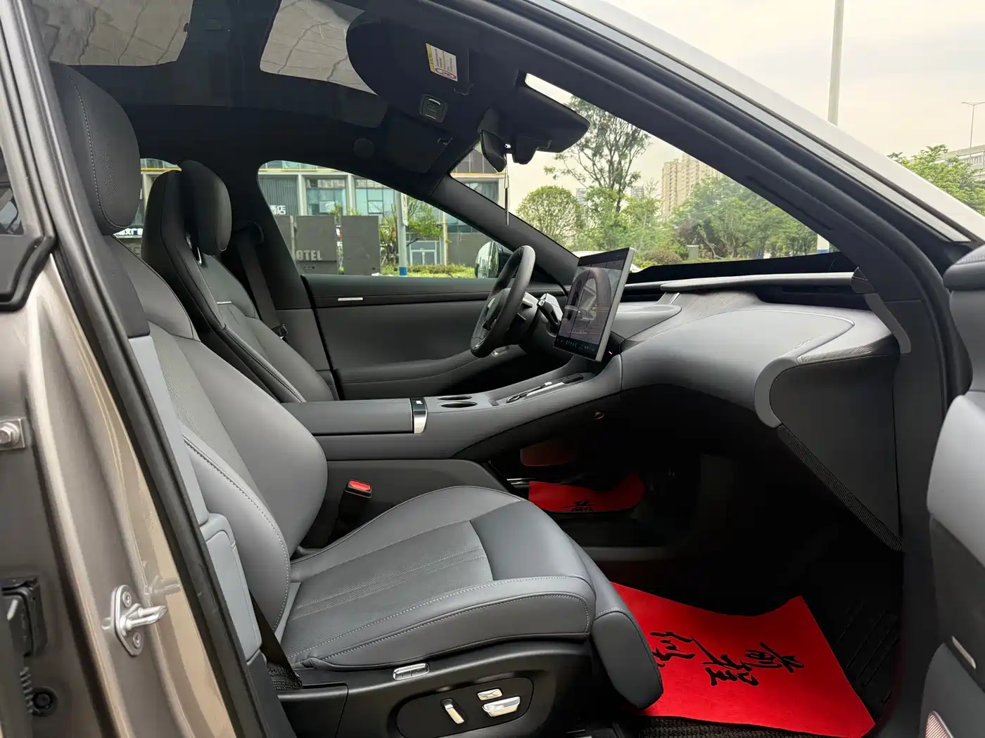 Xiaomi Auto Xiaomi YU7 2025 Extended Range AWD Pro фото 9