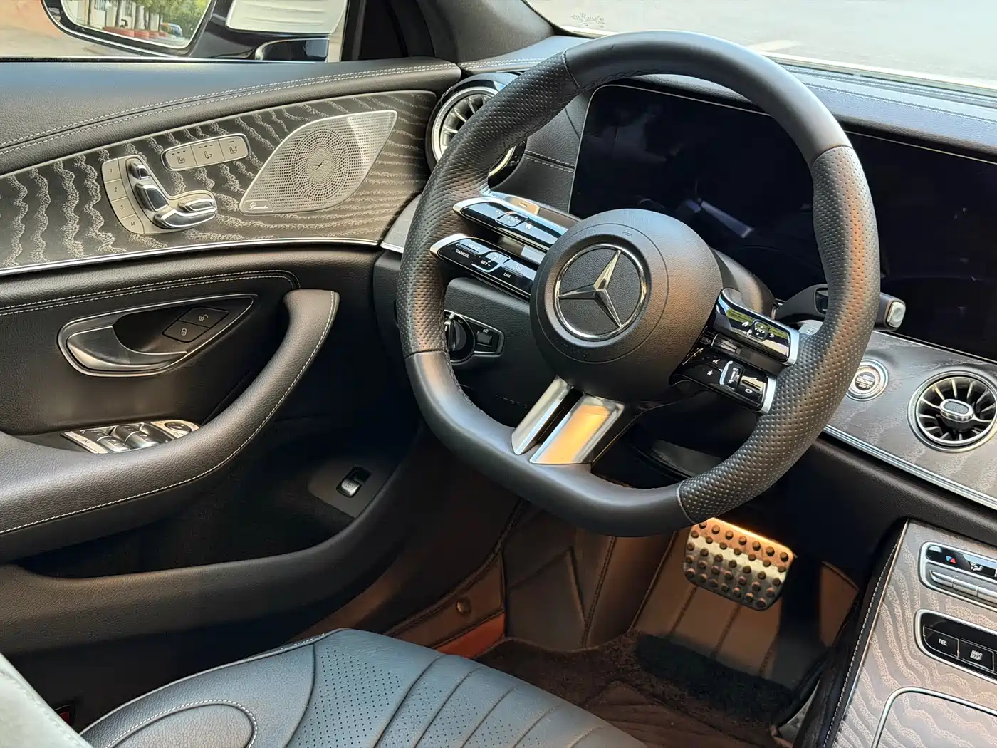 Mercedes-Benz CLS 2023 Facelift CLS 300 Luxury фото 11