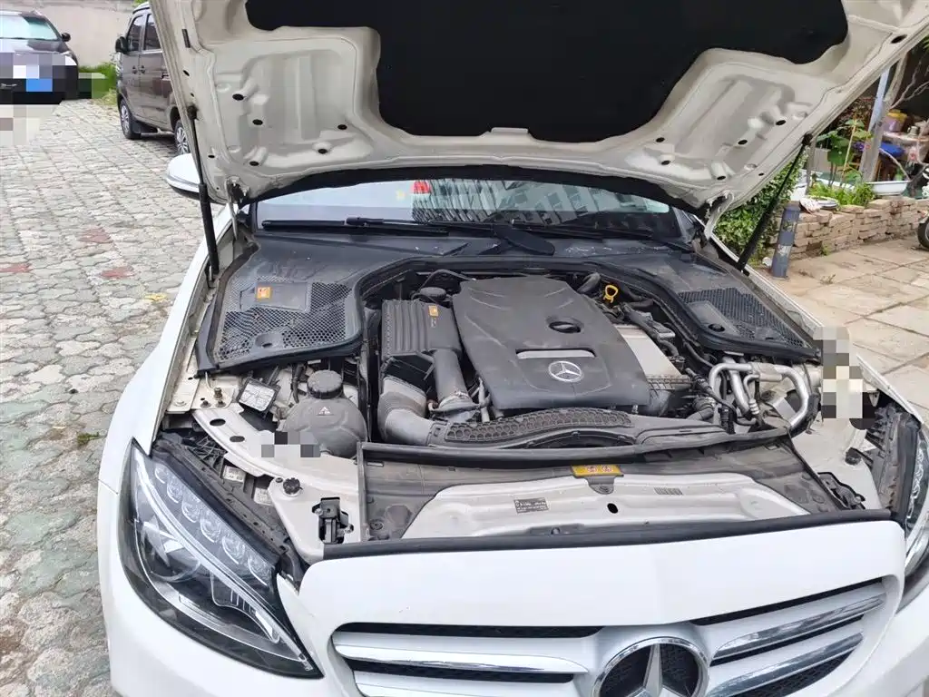 Mercedes-Benz C-Class 2015 Facelift C 200 L Sport фото 22