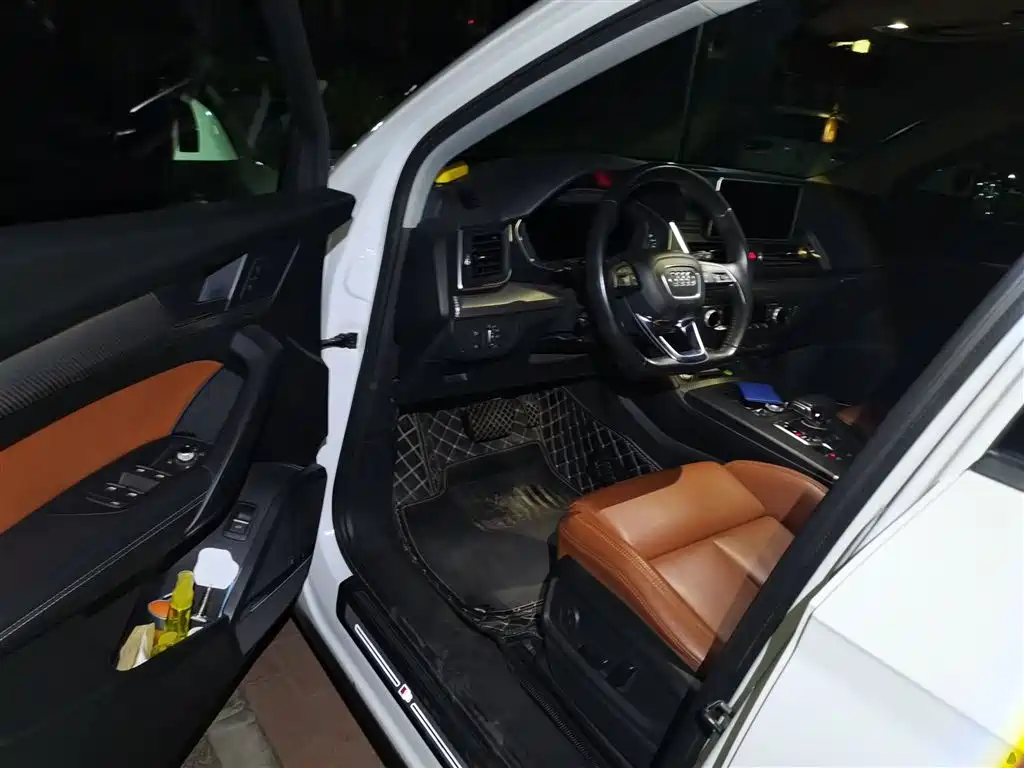 Audi Q5L 2018 45 TFSI Exclusive Sport (China V) фото 12