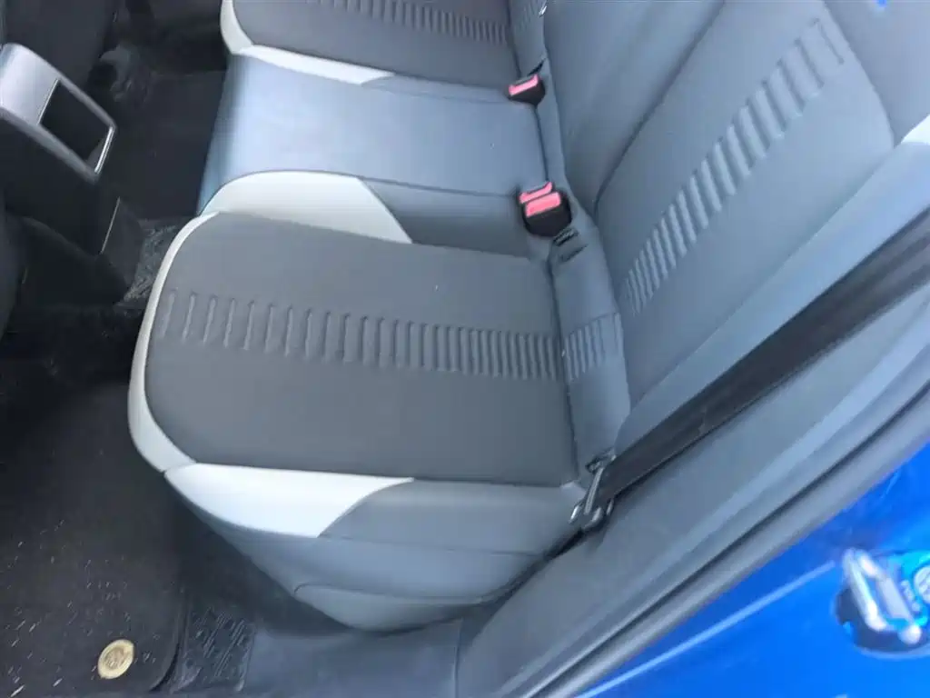 Volkswagen Polo 2019 Plus 1.5L Automatic Colorful Tech Edition фото 17
