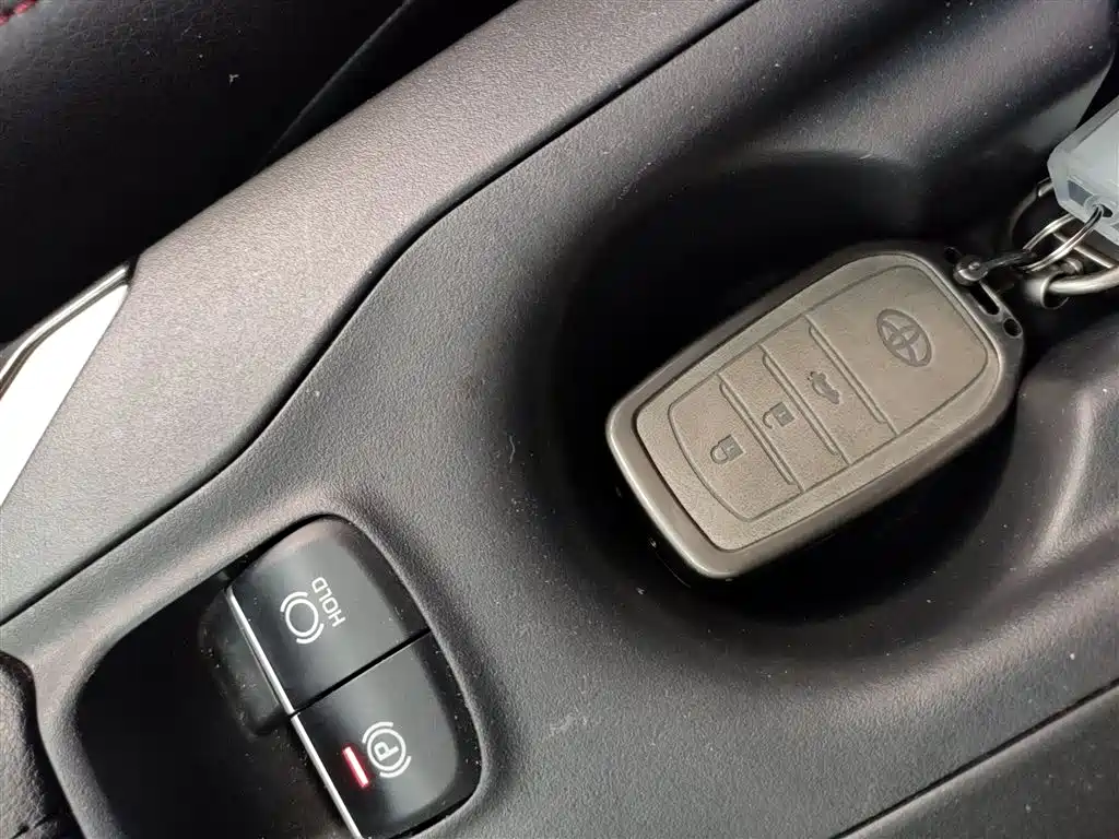 Toyota Levin 2022 Dual Engine 1.8H E-CVT Luxury Edition фото 9