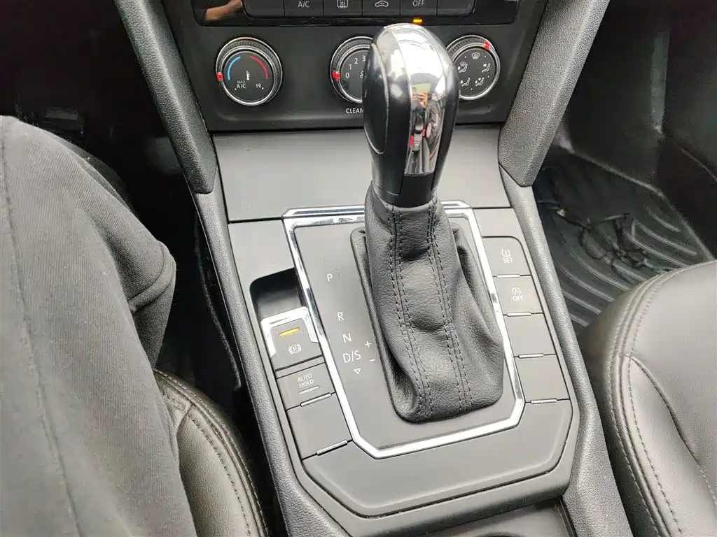 Volkswagen Lamando 2017 230TSI DSG Trend Edition фото 14