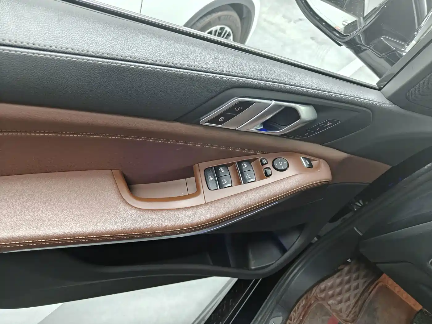 Photo 5 - BMW X5 (Import)