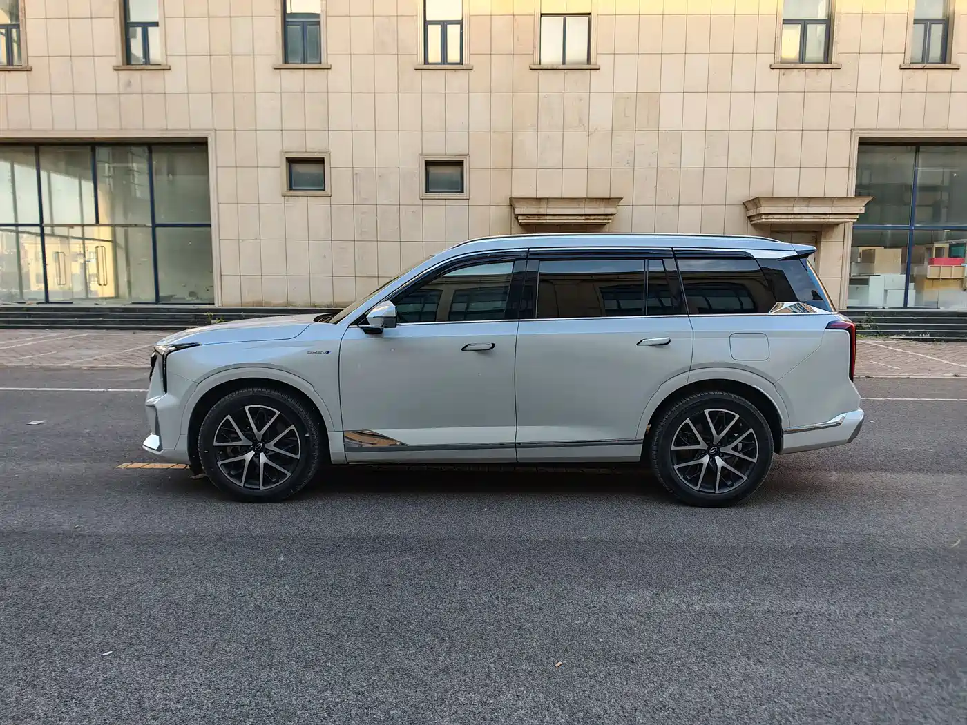 GAC Trumpchi Trumpchi ES9 2024 PHEV 143km Pro+ фото 5