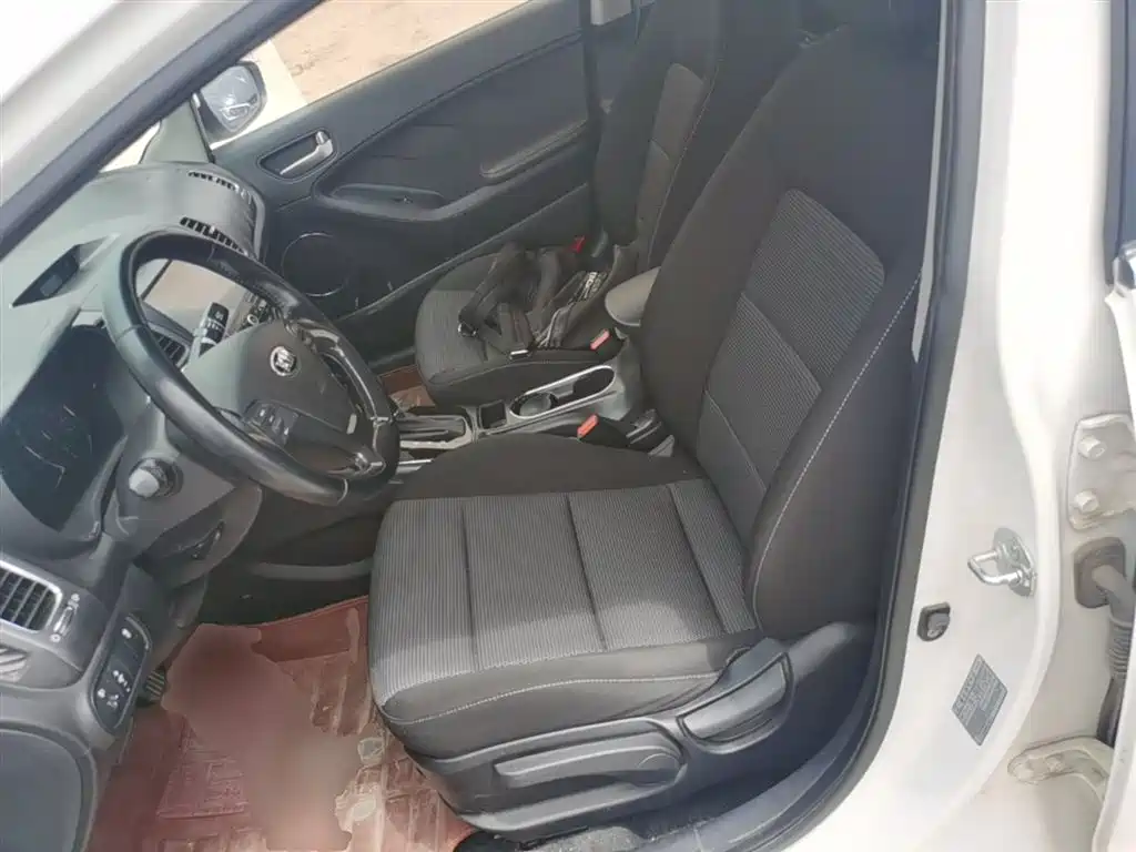 Kia K3 2016 1.6L Automatic GLS фото 15