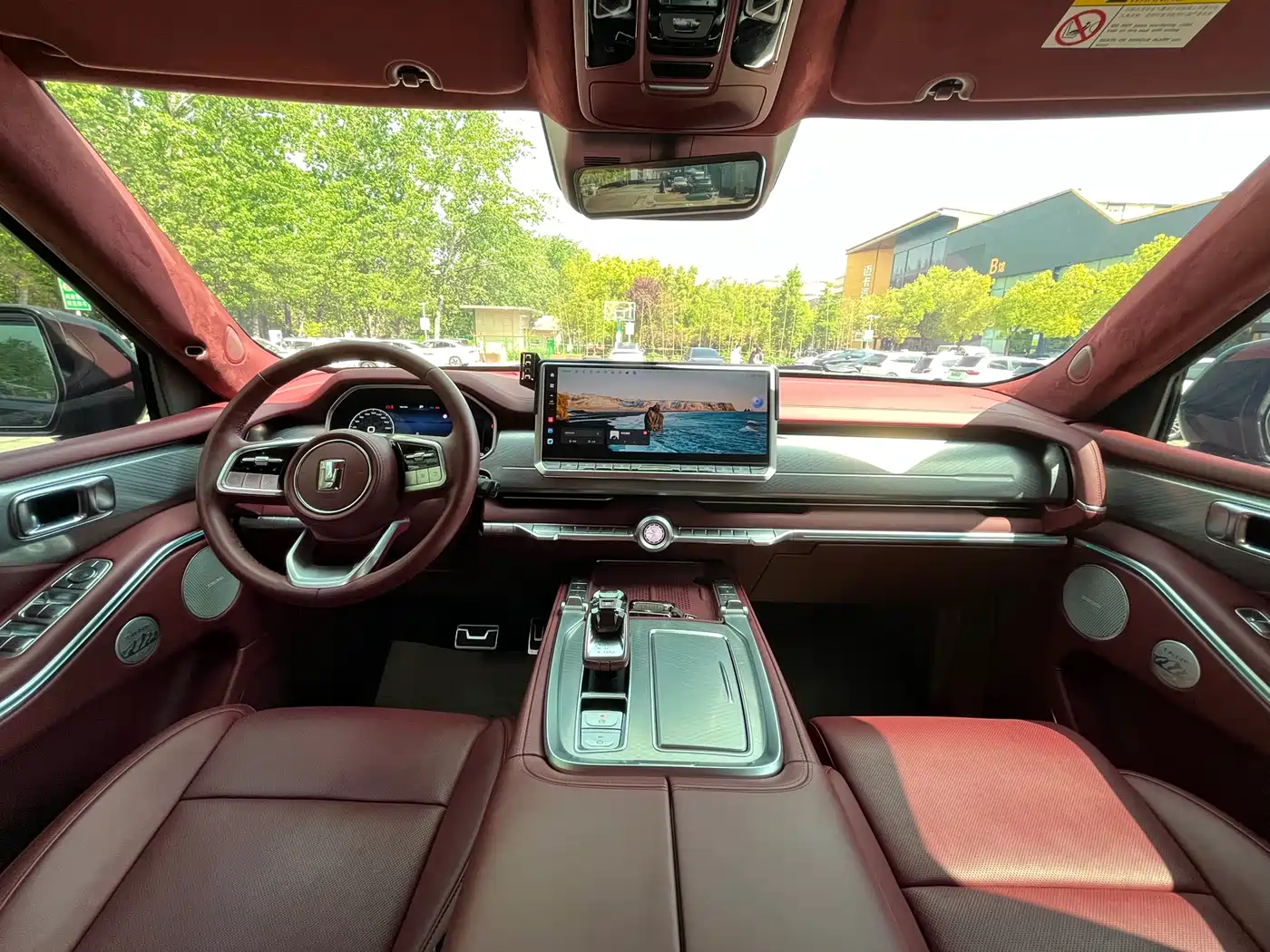 TANK TANK 700 NEW ENERGY