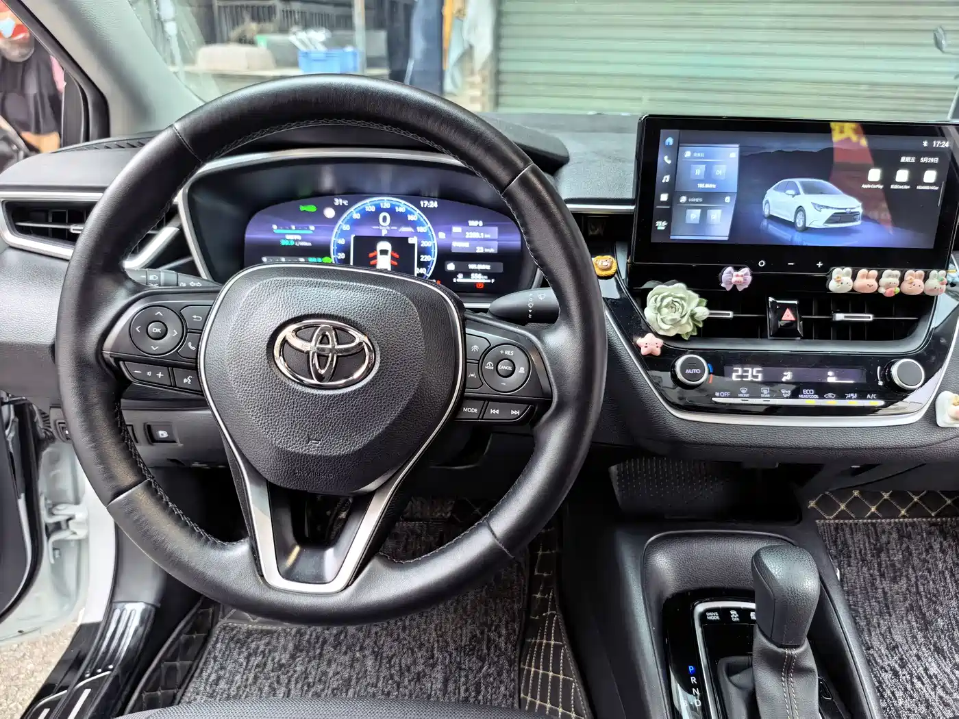 Toyota Levin 2023 Smart Hybrid 1.8L Luxury фото 9