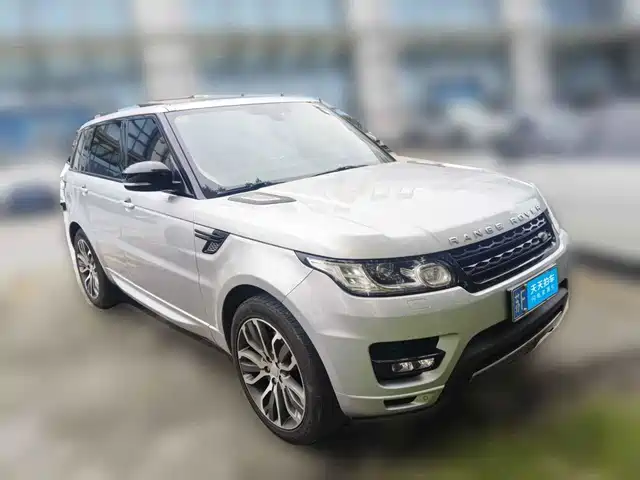 Land Rover Range Rover Sport 2016 Model 3.0 SC V6 HSE DYNAMIC — фото 3