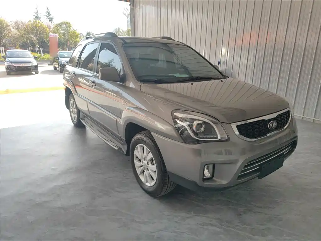 Kia Sportage 2013 2.0L Manual 2WD GL фото 22