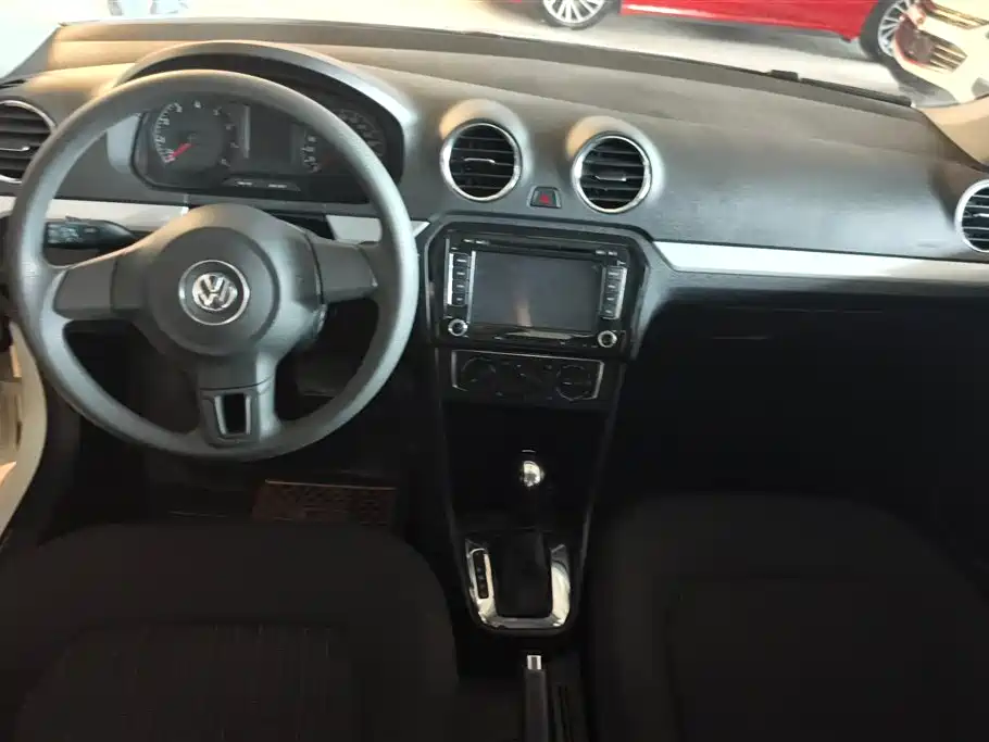 Volkswagen Jetta 2015 Value Edition 1.6L Automatic Comfort фото 12