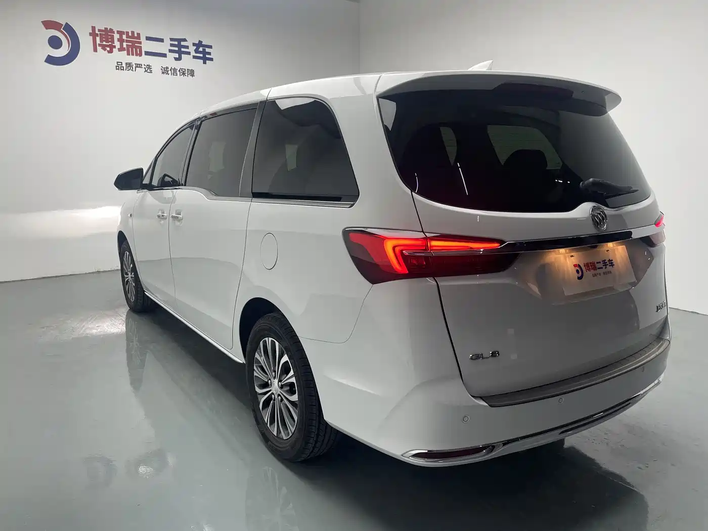 Buick GL8 2023 Facelift Land Business Class Luxury фото 4