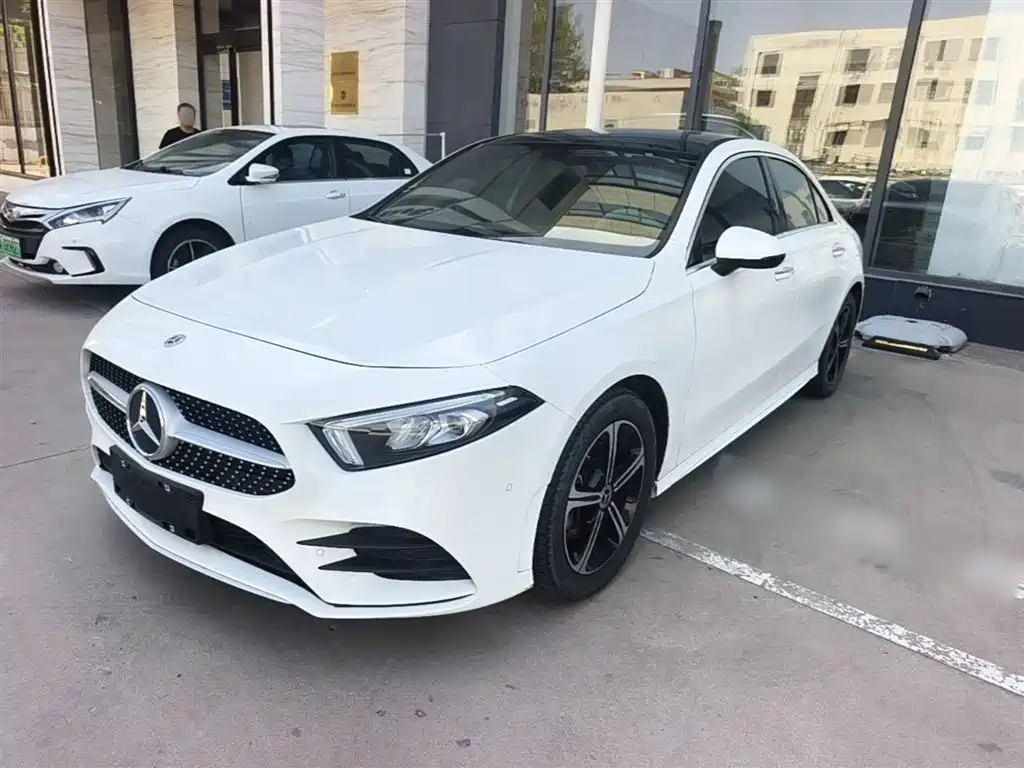 Mercedes-Benz A-Class 2022 Facelift III A 200 L Sport Sedan Fashion