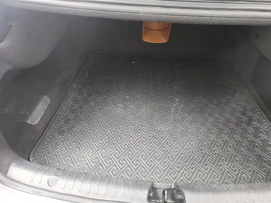 BYD Han 2022 DM-i 121KM Premium Edition фото 4