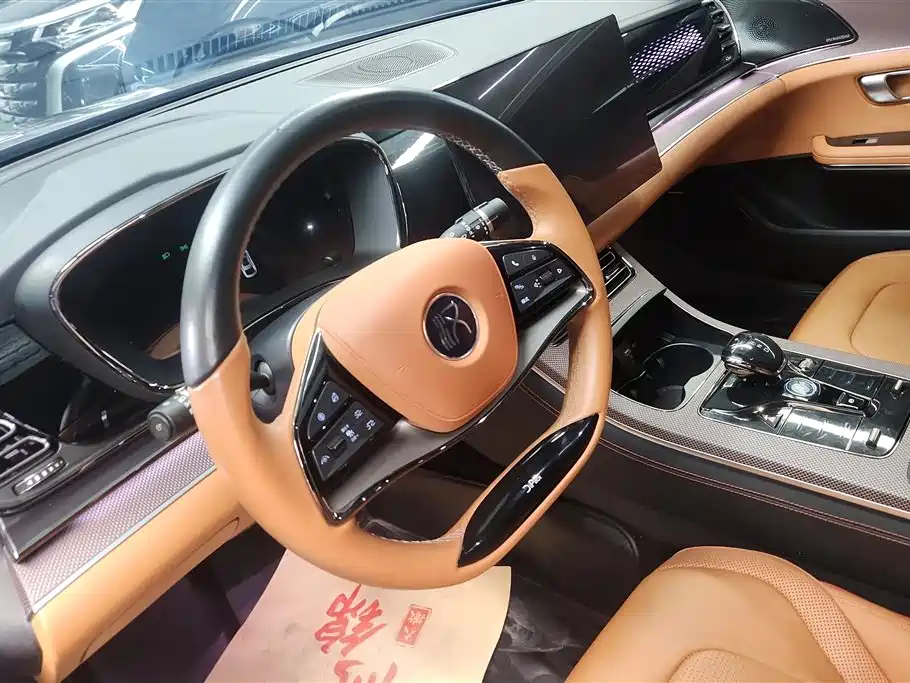 BYD Han 2022 DM-i 121KM Premium Edition фото 15