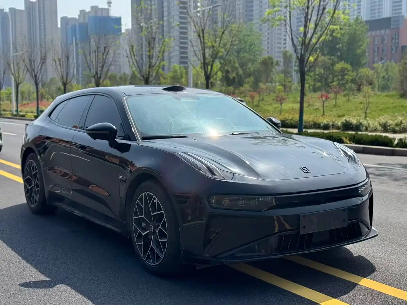 ZEEKR EXTREME KRYPTON 001