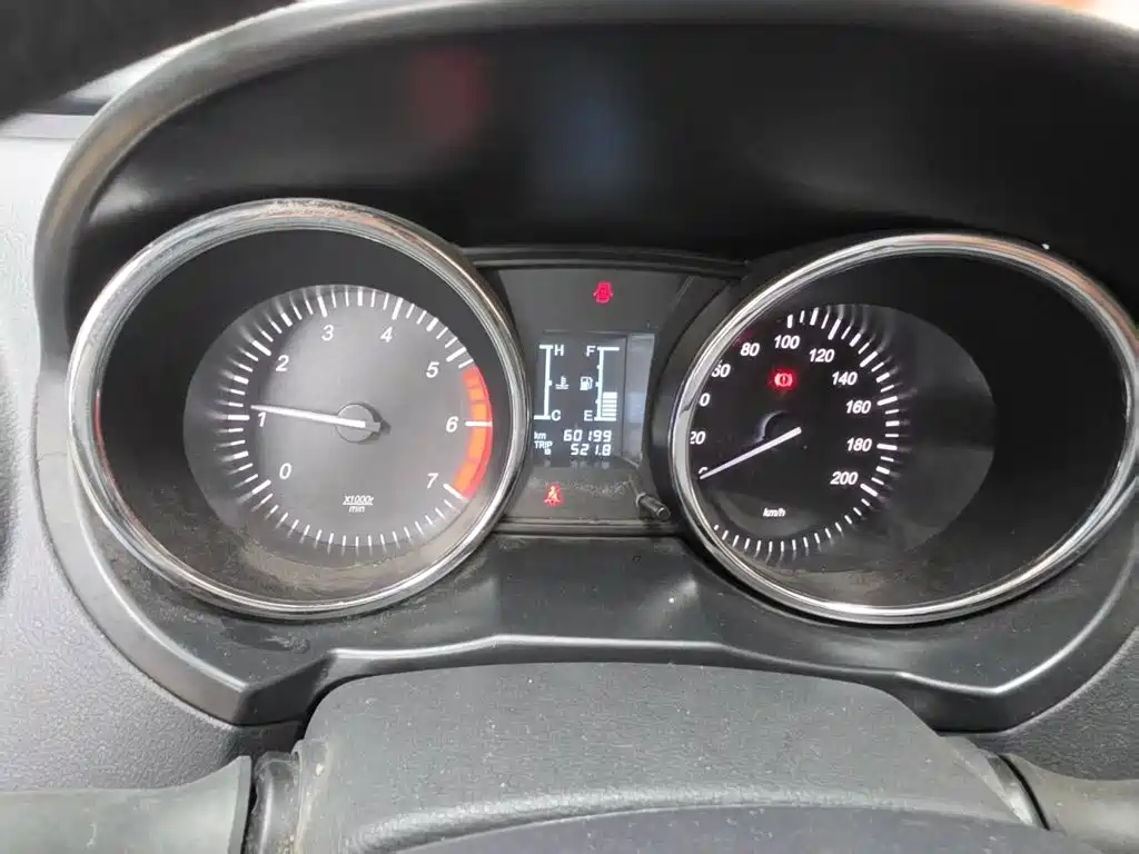BAIC Huansu S3 2015 2015 1.5L Comfort (China V)
