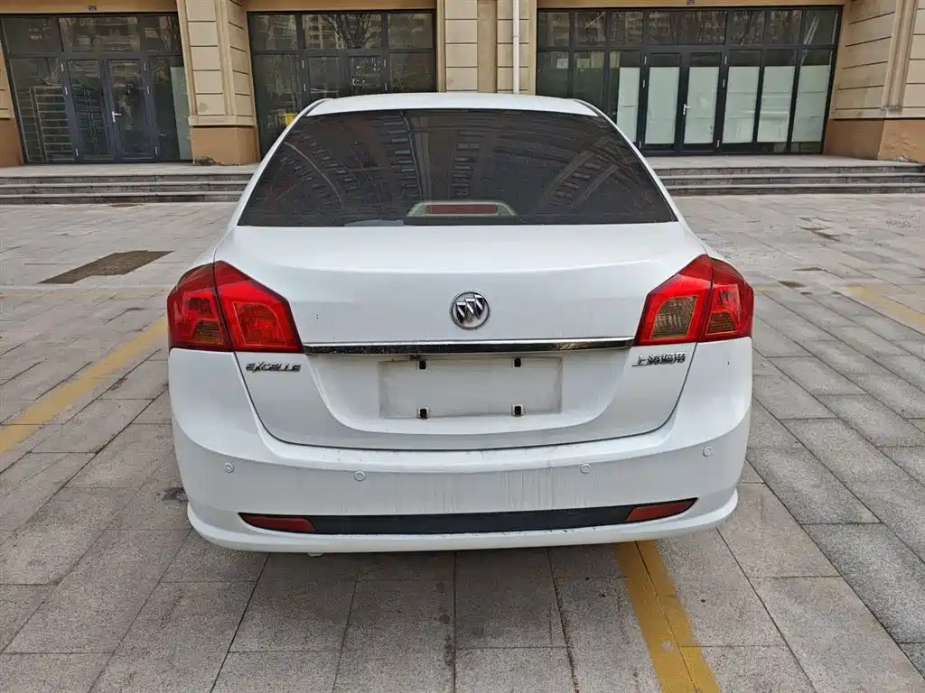 Buick Excelle 2015 1.5L Automatic Classic фото 4