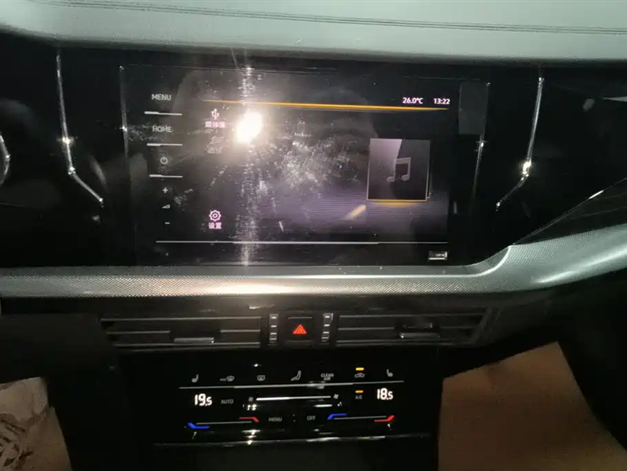 Volkswagen Passat 2022 330TSI Starlight Elite Edition фото 13