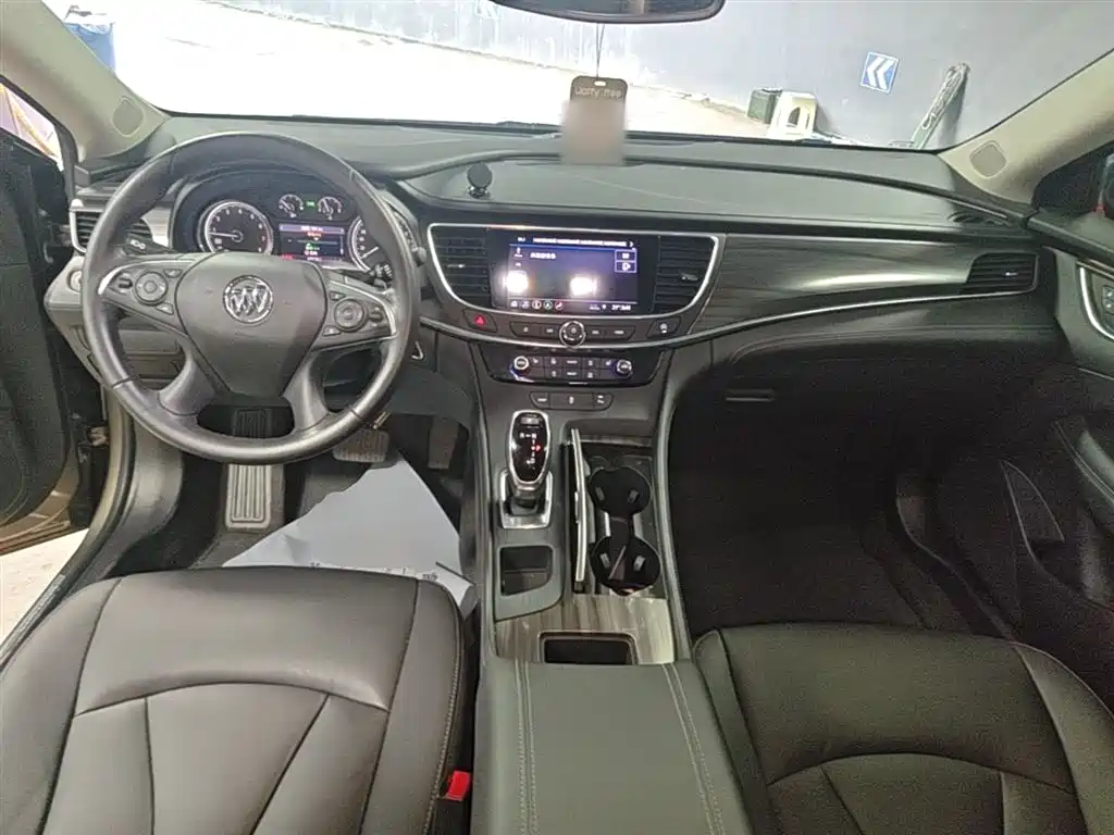 Buick LaCrosse 2019 28T Luxury Edition фото 10