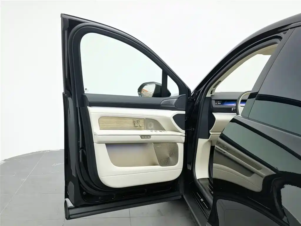 NIO ES8 2025 Base Model фото 8