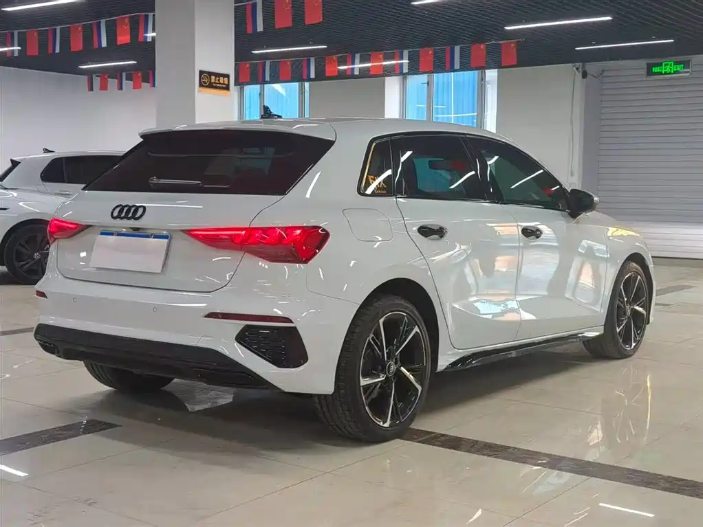 Audi A3 2022 Sportback 35 TFSI Style Sport фото 4