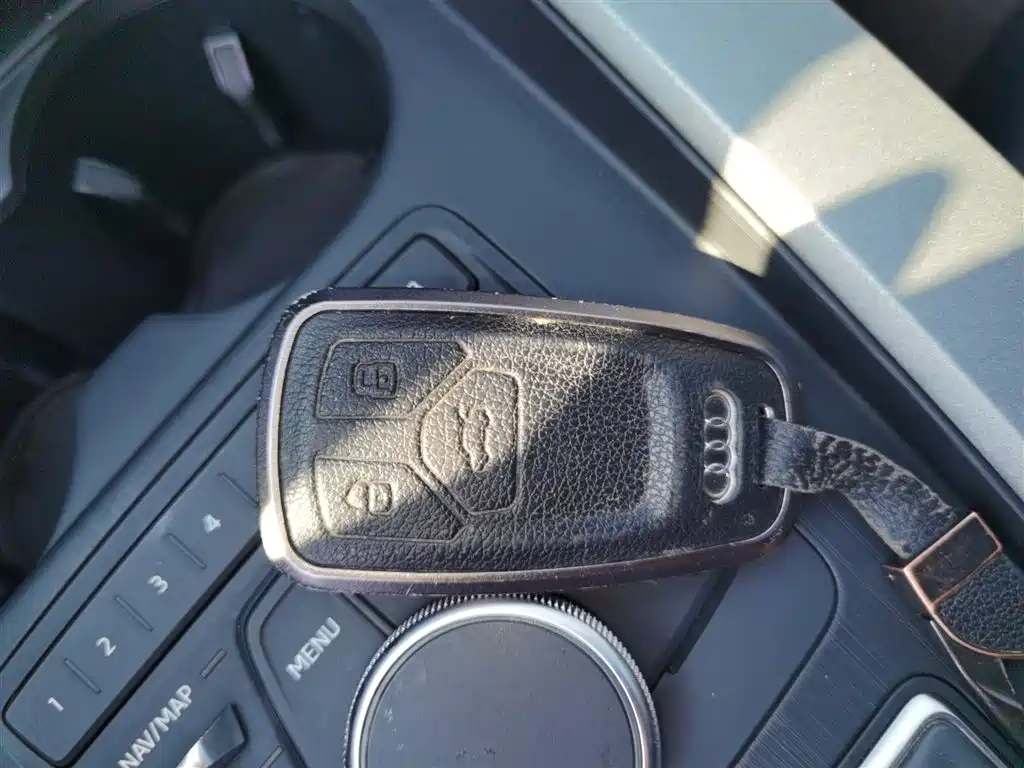 Audi A4L 2019 40 TFSI Progressive (China VI) фото 17