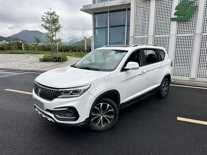 Dongfeng Fengxing Jingyi X5 2017 2017 1.6L CVT Luxury
