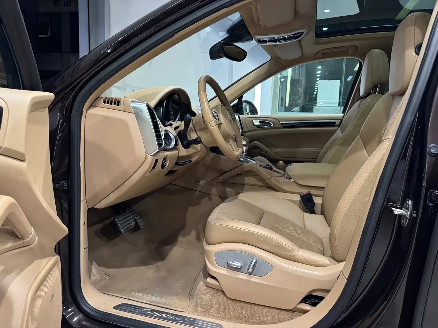 Porsche Cayenne 2011 Cayenne S 4.8L фото 4