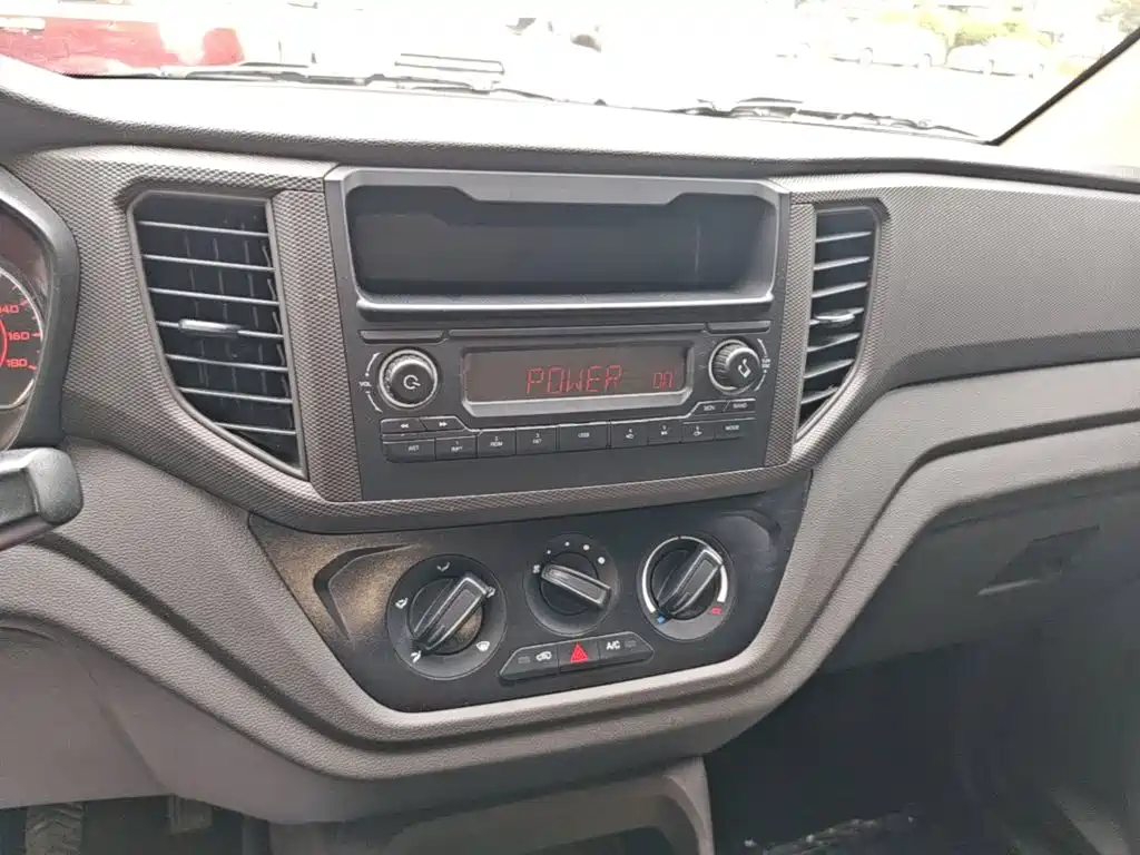 Wuling Motors Wuling Hongguang V 2024 2022 1.5L Power Take Edition Electric Power Steering LAR