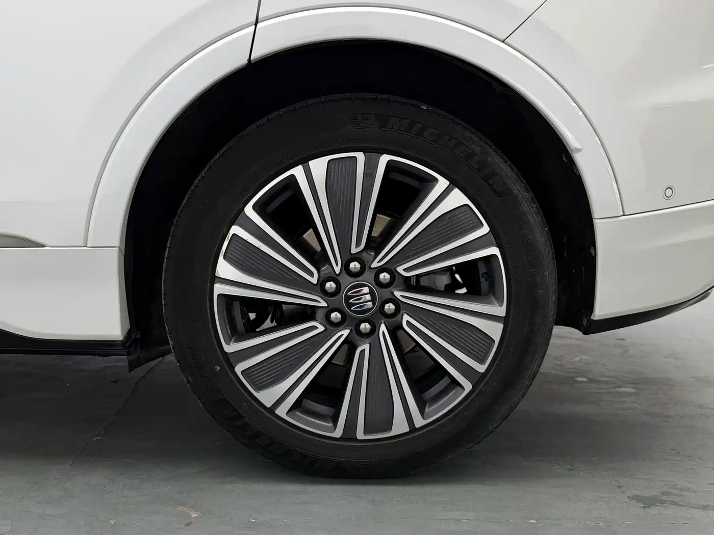 Buick E5 2023 2023 Smart Standard Range Edition