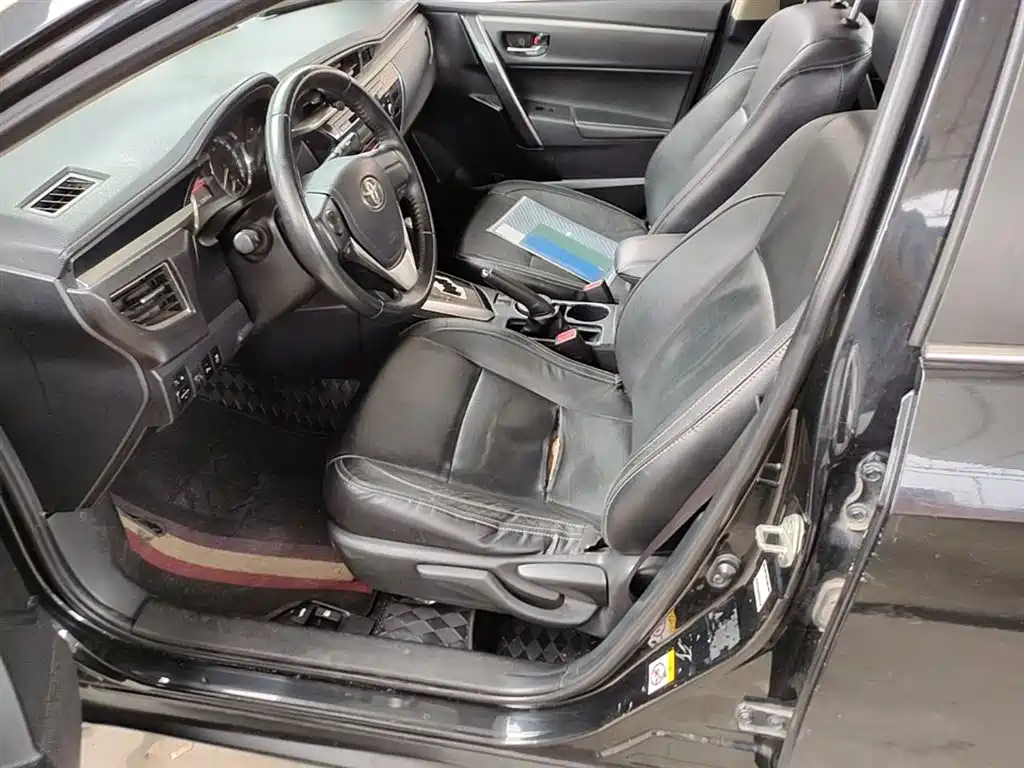 Toyota Corolla 2017 Model 1.2T CVT GL-i Leather Edition фото 15