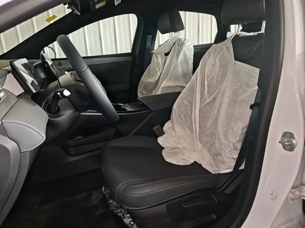 BYD Qin PLUS 2026 2026 DM-i Smart Edition 128KM Progressive
