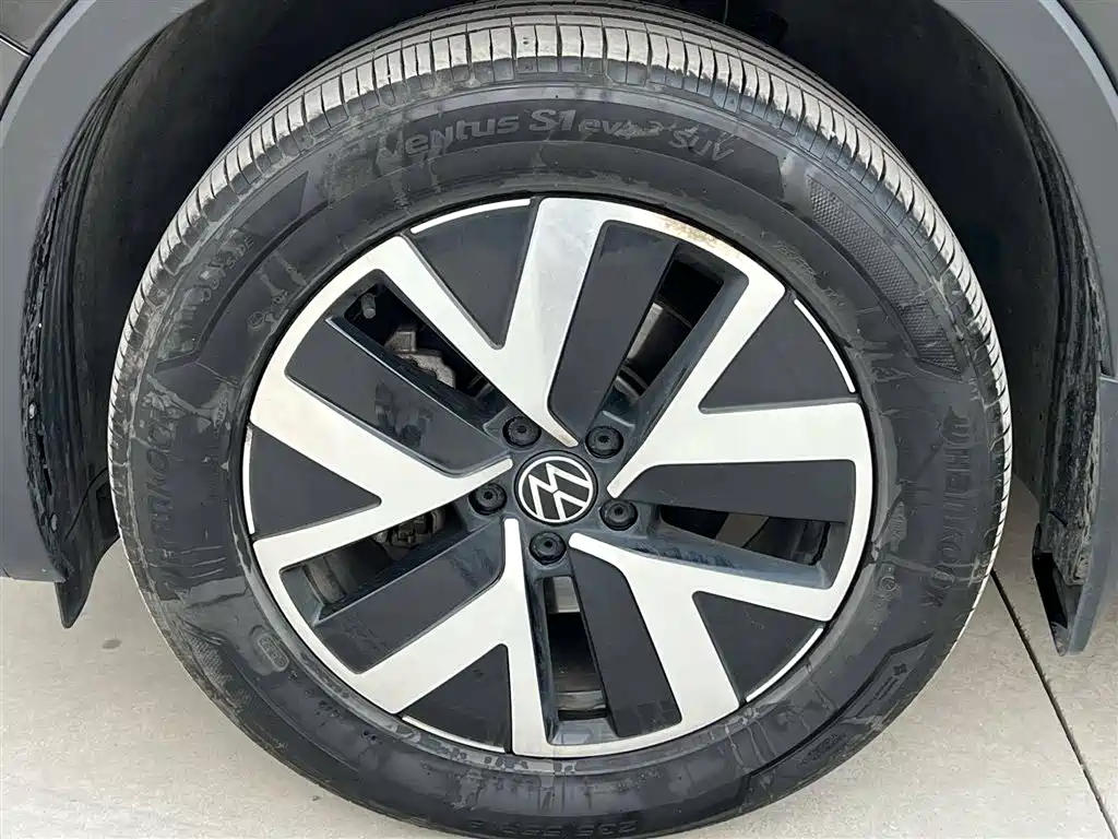 Volkswagen Tayron 2023 280TSI 2WD Luxury Plus Advanced Edition фото 5