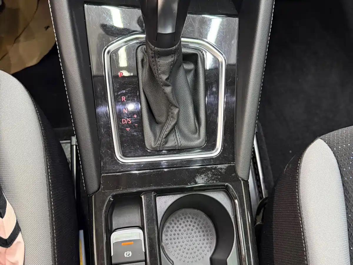 Фото 17 - Jetta VS7