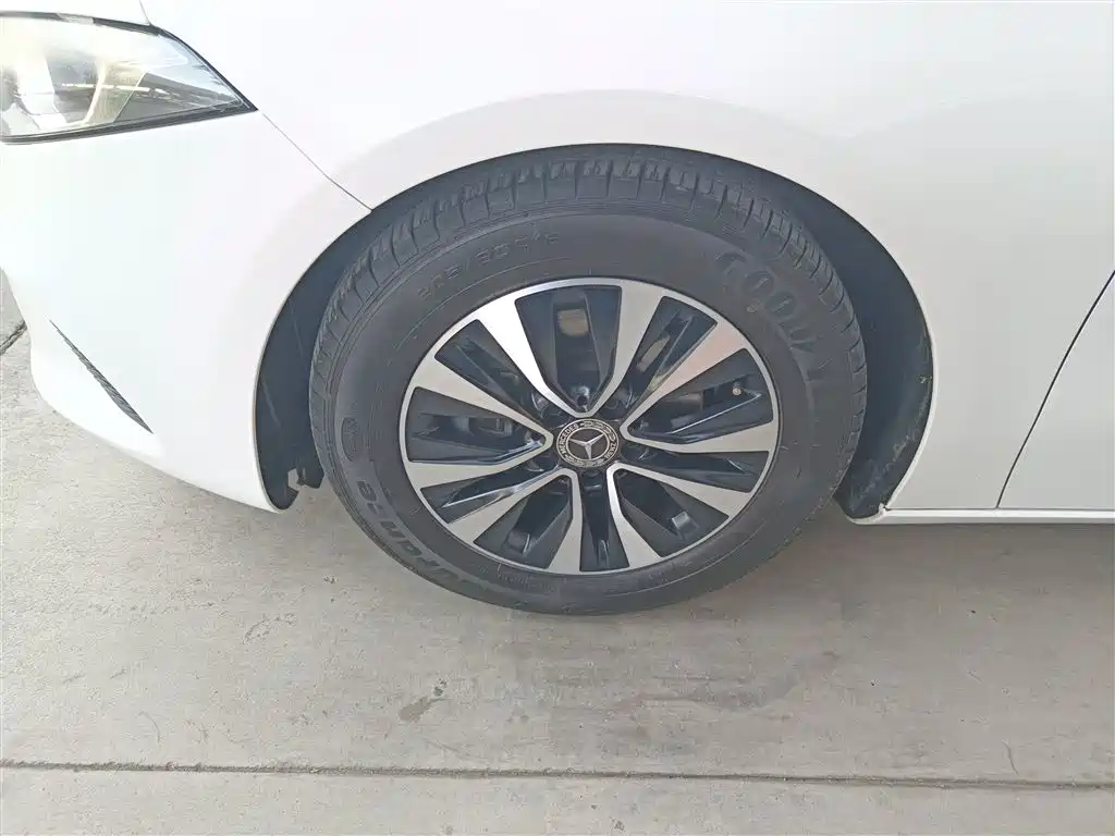 Mercedes-Benz A-Class 2019 A 180 L фото 23