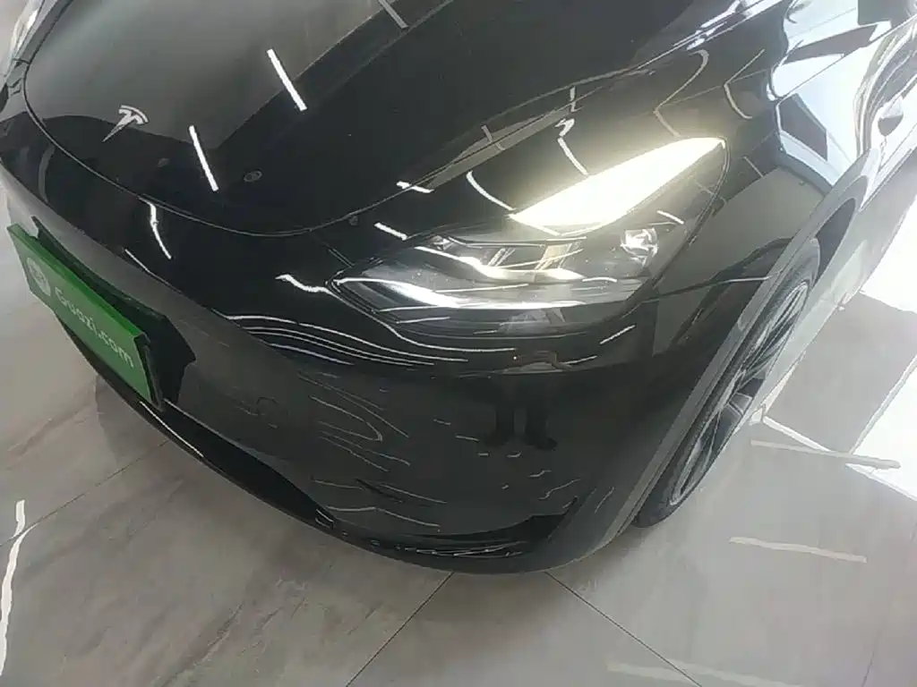 Фото 24 - Tesla Model Y