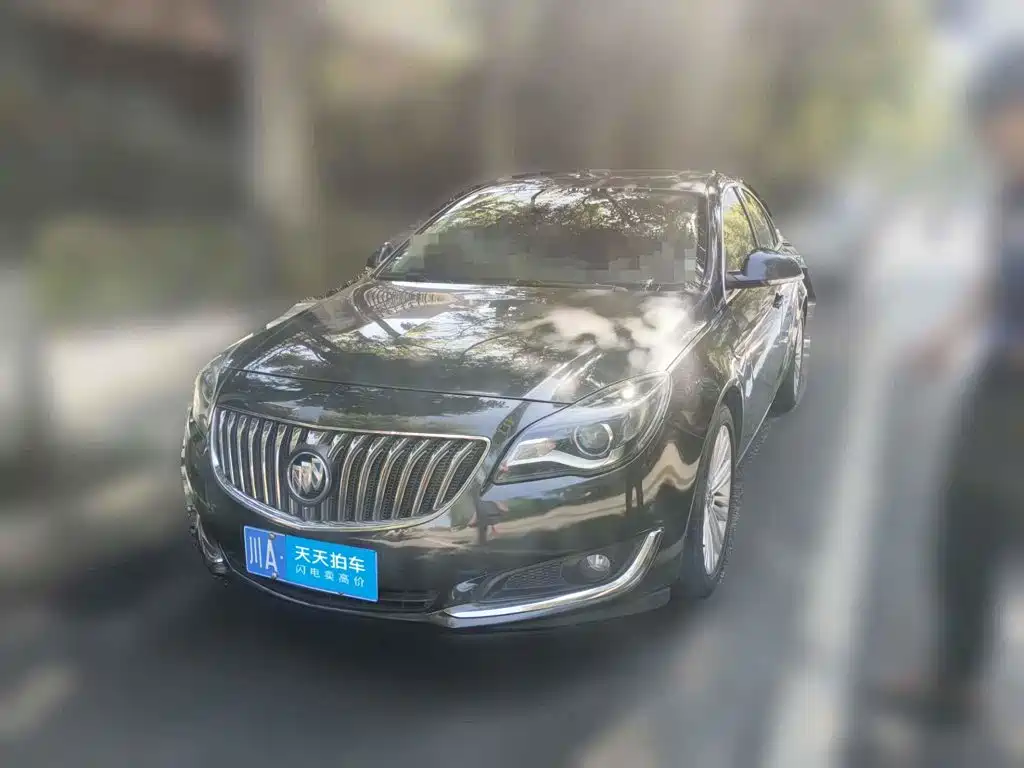 Photo 1 - Buick Regal