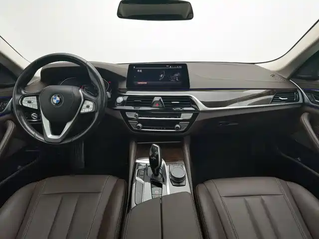 BMW 5 Series 2020 525Li Luxury Package — фото 5