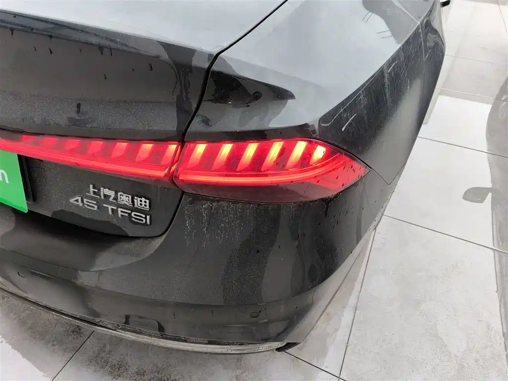 Audi A7L 2024 45 TFSI Luxury фото 24