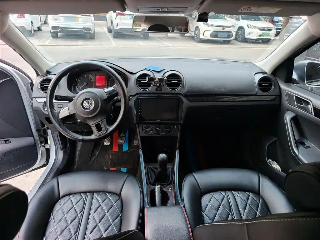 Volkswagen Jetta 2015 Quality Edition 1.4L Manual Fashion фото 15