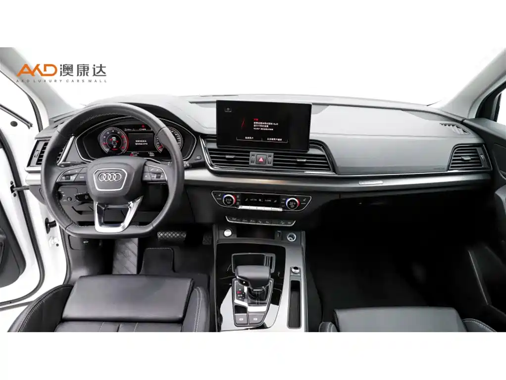 Audi Q5L 2022 40T Luxury Dynamic фото 5
